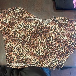 wide animal print blouse